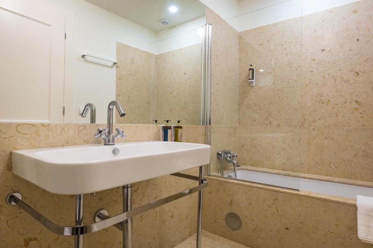 Santa Justa Prime Guesthouse Лиссабон Экстерьер фото